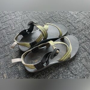 Youth Chaco Z green stripe